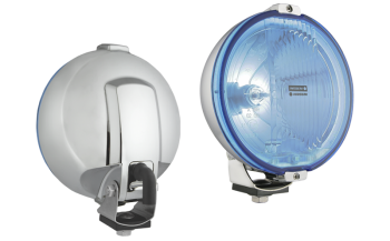 Phare halogène de route dans un boîtier chromé - bleu