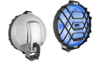 Phare halogène de route dans un boîtier chromé avec feu de position - bleu